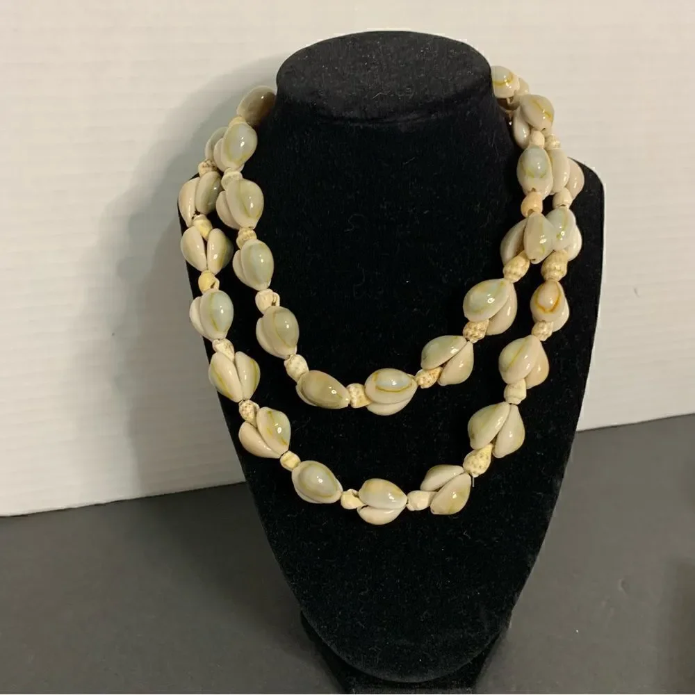 Cowrie Sea Shell Necklace 17